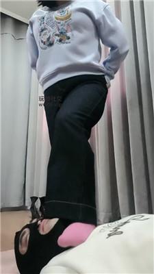 【拽拽】脏鞋粉棉袜踩虐贱奴 JS250122-39