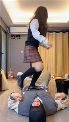 【狗哥】JK小姐姐-皮鞋黑袜暴揍刑奴 bf51151