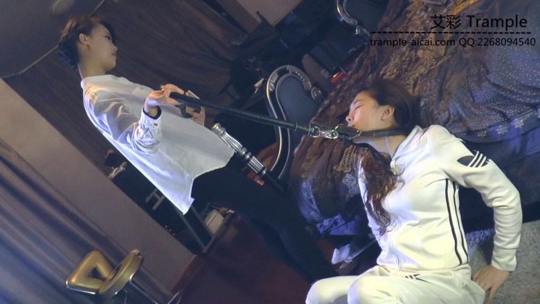 【PSLZ】馨雨玩弄母狗艳艳