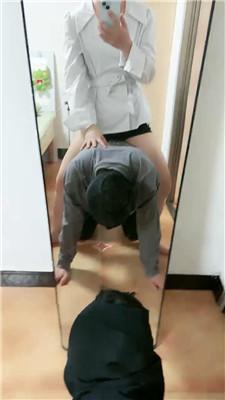 【周周】家奴下跪伺候 JS250423-26