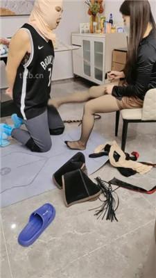 【汐言】强制闻靴内/遛狗爬行/捆绑口球塞嘴/跳踩