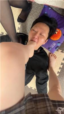 【伊晨】带JK新素人玩狗 bf49517