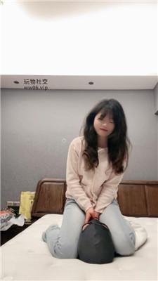 【猴歌】腿绞牛仔裤坐脸/白袜脚踩 bf50401