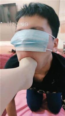 【An盈盈】下跪强制插嘴深喉