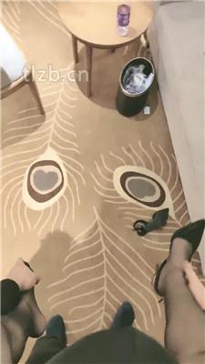 【狐妹】狂舔黑丝裸足/骑脖