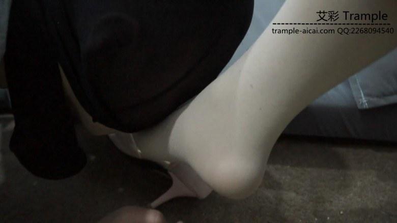 在校女大学生诺然高跟深喉