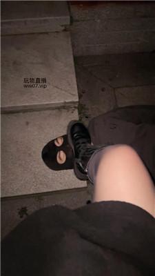 【黑兔s】深夜户外虐废跟踪狂 JS250301-33