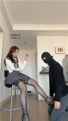 【黛帝】艺校女神黑丝高跟挑逗 bf50381