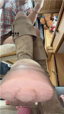 【爱可】爬进来贡金    250429-1