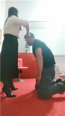 【沐颜】重度踢裆-数据线鞭打老狗【双视角版】 JS250227-6