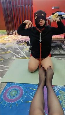 【咩祖】高跟踩踏/坐脸窒息/虐乳 bf50696