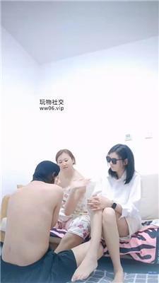 【高兴儿】双S-轮流全体重踩踏/伺候沐足【双视角版】 JS250114-9