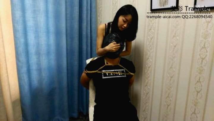 湘香女王处死黑帮叛徒