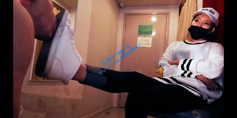 舔泥鞋底 耳光踩踏羞辱高中生(5)