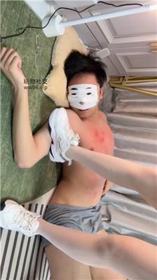 【丫丫】运动鞋肉丝全体重踩踏 bf49204