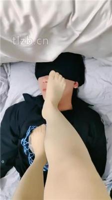 【夜巴黎】肉丝脚捂脸踩踏/圣水淋浴