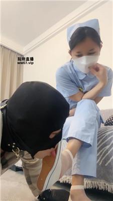 【漫漫大人】护士小姐姐用脚+圣水治疗 bf51623