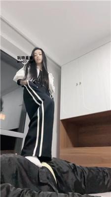 【江湖狼】学生主白袜脚踩踏  JS250417-15