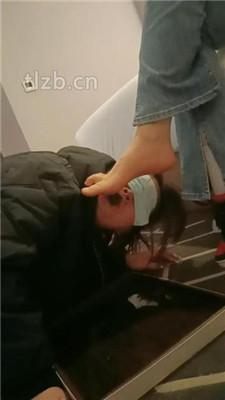 【爱可呀】双S-开发超模学姐S-转胯/吃白袜/舔脏鞋/脚底喂食