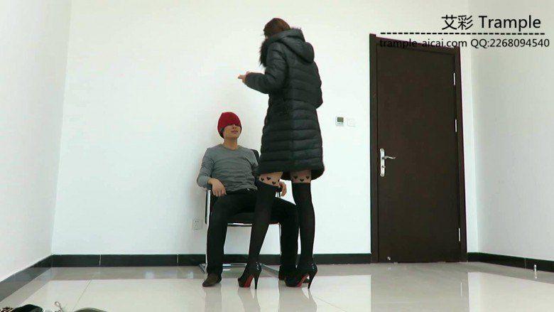 媛媛女主剧情！高跟爆踹要开除我的经理！