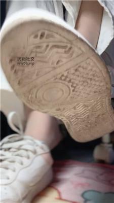 【乔乔在这里】肉丝+脏鞋底羞辱贱狗    250218-28