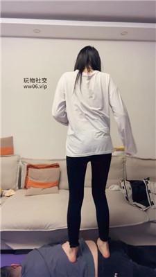 【埋汰】瑜伽裤女神玉足崇拜 JS250104-21