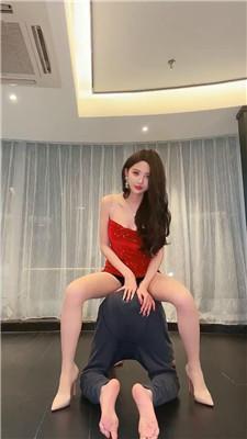 【司宁】车模S-肉丝高跟美腿诱惑【完整版】 bf50100