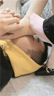 【木子大大】3S美容院调奴-骑脖/舔脏鞋臭脚/踢踹【三视角版】