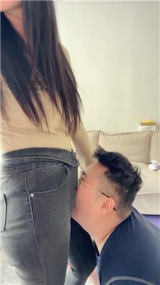 【埋汰】牛仔裤坐脸/原味棉袜脚踩虐 JS250109-31