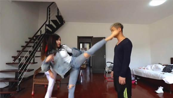 〖H.P.L栖心之栈〗—黑冰芷晴高位踢踩