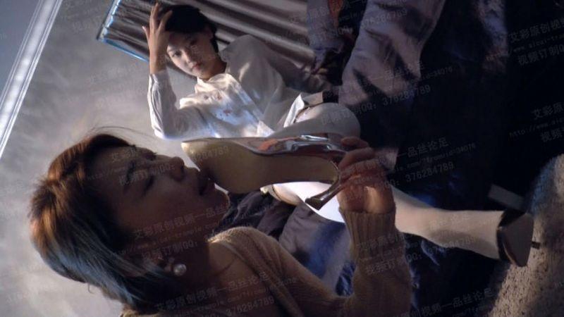 女女-馨雨白丝的美味