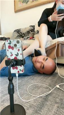 【西北傻子】丝袜高跟蹂躏踩狗脸 JS250318-6