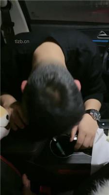 【楠熙】车内玩虐抖M司机奴