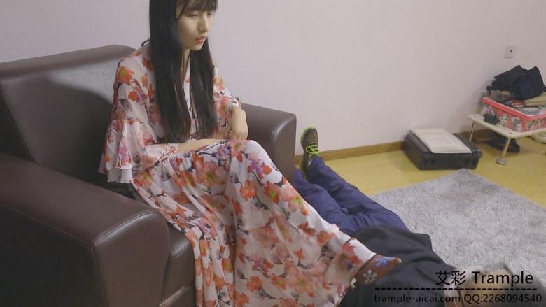 初九花姑娘踢裆超级pov