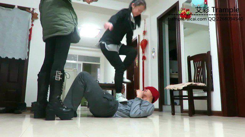 侑主！媛媛！出演收服嚣张的班主任（终）骑乘踩脸！