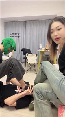 【Qi7】情侣主群调群虐绿帽奴 bf51548