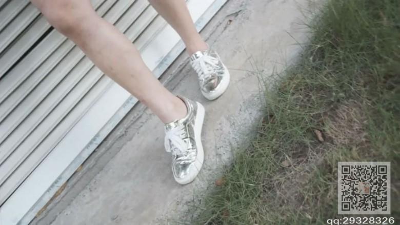 美诺女主黑丝高跟调教狗奴