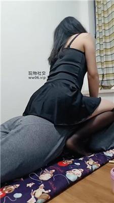 【思纯】性感黑丝美腿蹂躏踩 bf49681