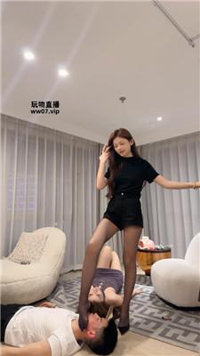 【泡芙】长腿模特S-情侣奴-奴下奴下跪伺候 JS250428-28