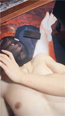 【冷颜】黑丝+白棉袜狂舔气味辱 JS250206-13