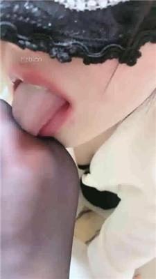 【高傲】情侣奴-遛狗爬楼梯/转胯/强迫圣水