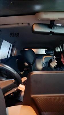 【卡莎女帝】车内臭脚丫喂食【双视角版】 JS250422-28