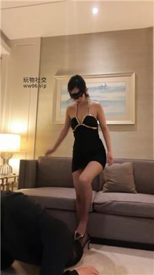 【曼伊】白领S-强迫偷懒下属跪下伺候 bf49045