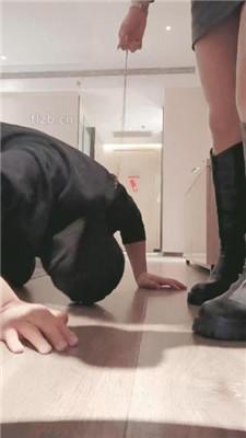 【bibi团】清理脏鞋底/全体重踩踏/赏赐圣水