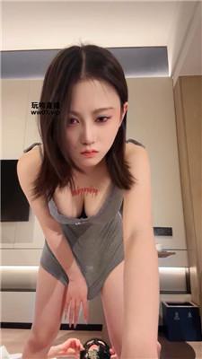 【小小s】重口-胯下羞辱喂食专场 bf51211