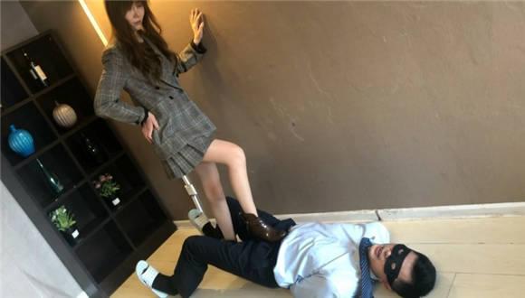 美女家教的惩戒