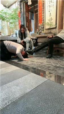 【傲雪】茶室女老板骑马驯化奴隶【下】 bf49814