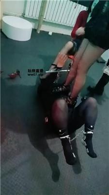 【鸿运双女团】刑架捆绑-多素人S重度虐打 bf51152