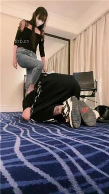 【梦樱】双S刑讯逼供-长靴踢踹踩/耳光/转胯腿绞/抽【双视角版】