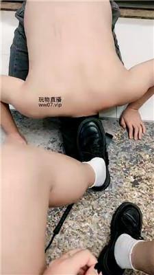 【艾佳大人】伺候沐足-清理脏皮鞋白袜 JS250301-29